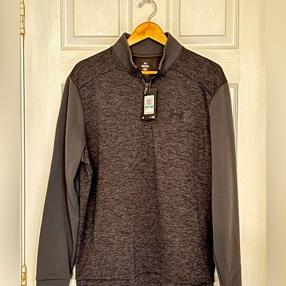 Under Armour Cold Gear Fleece. Men’s size large.